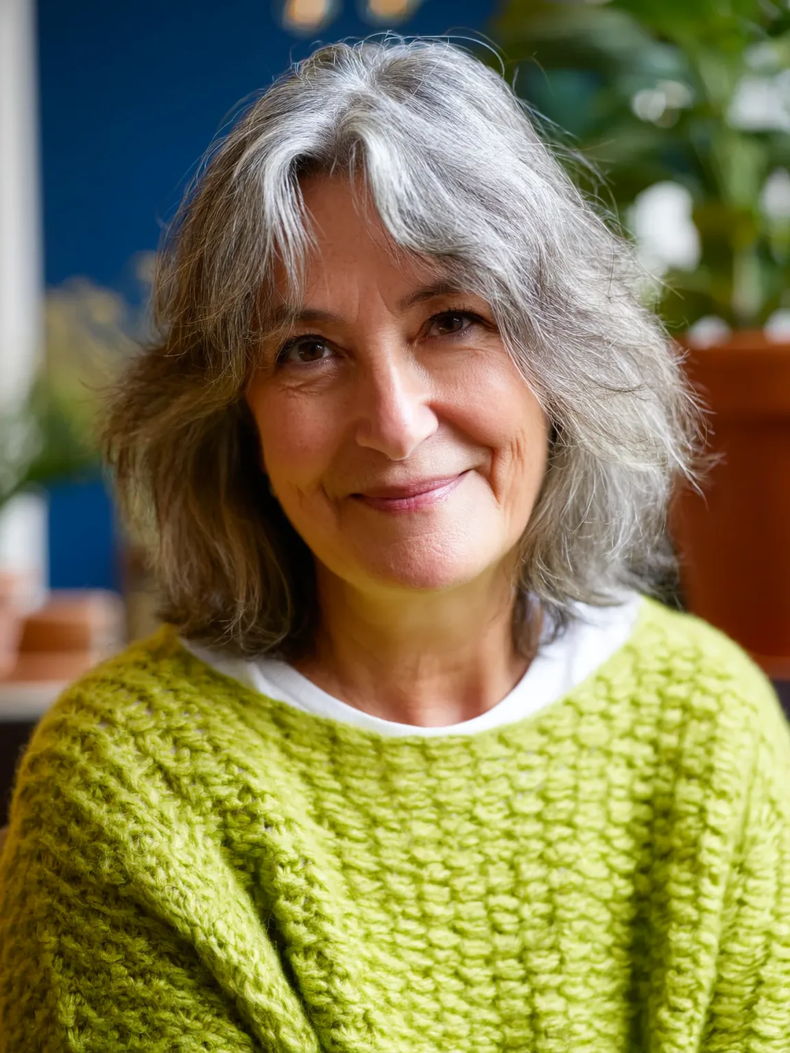Air-Dried Wavy Silver Gray Layered Bob